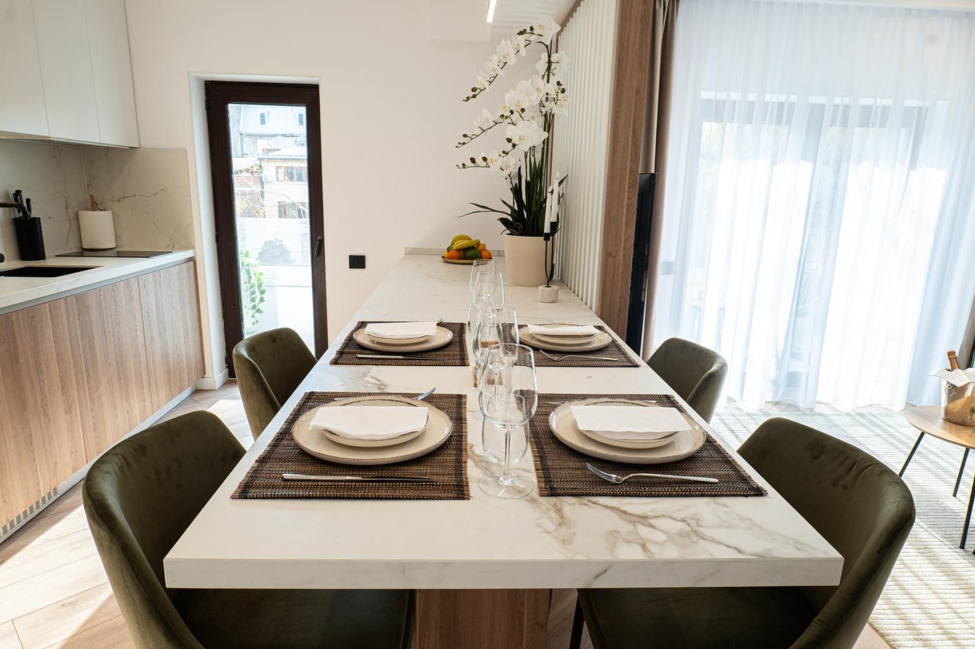 Chanttal Luxury - Amzei