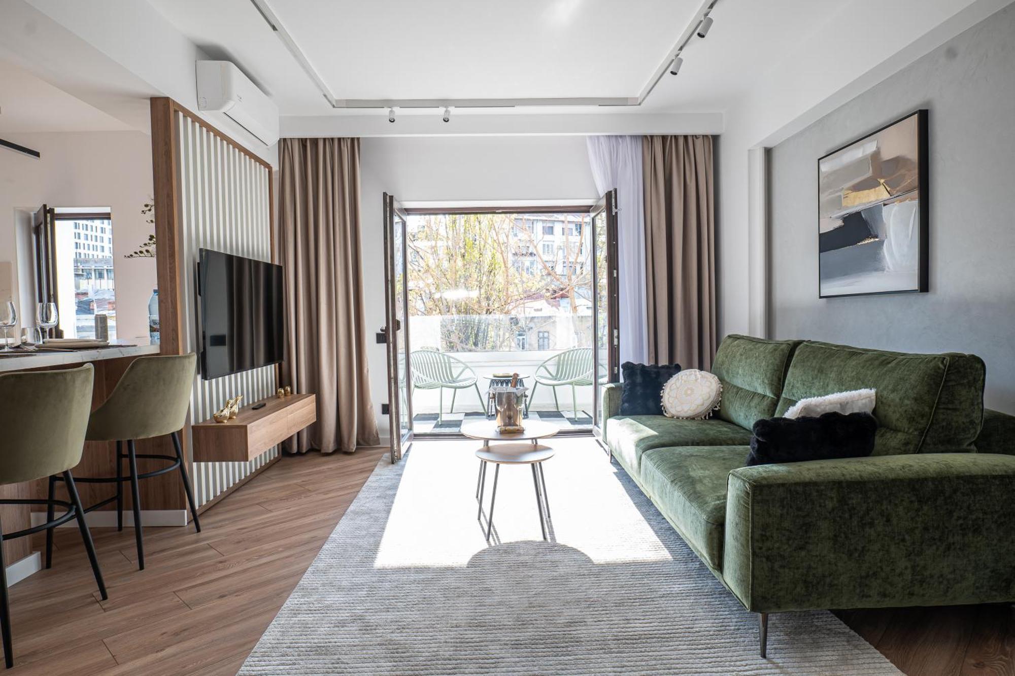 Chanttal Luxury - Amzei Bucureşti